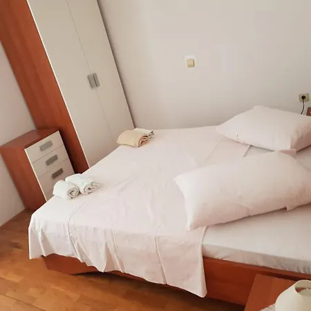 Apartment Apartman Slavica *